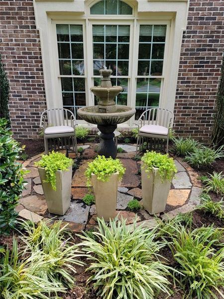 Lakefield Manor - Residential