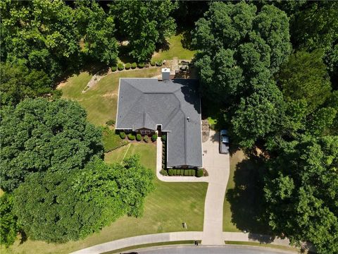 A home in Dacula