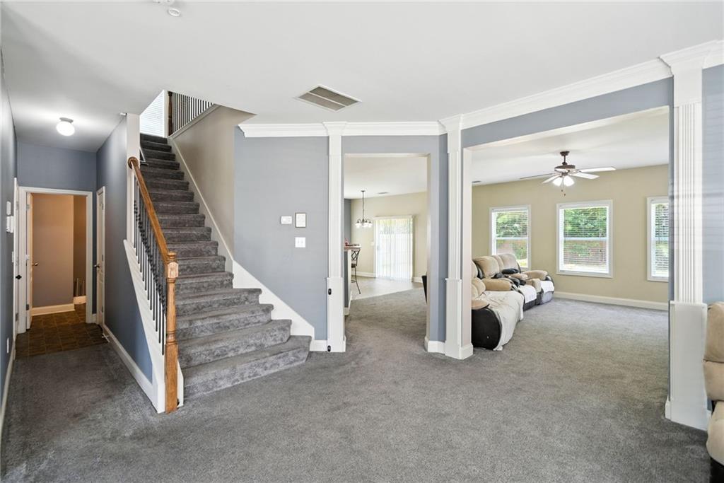 301 Parkmont Way