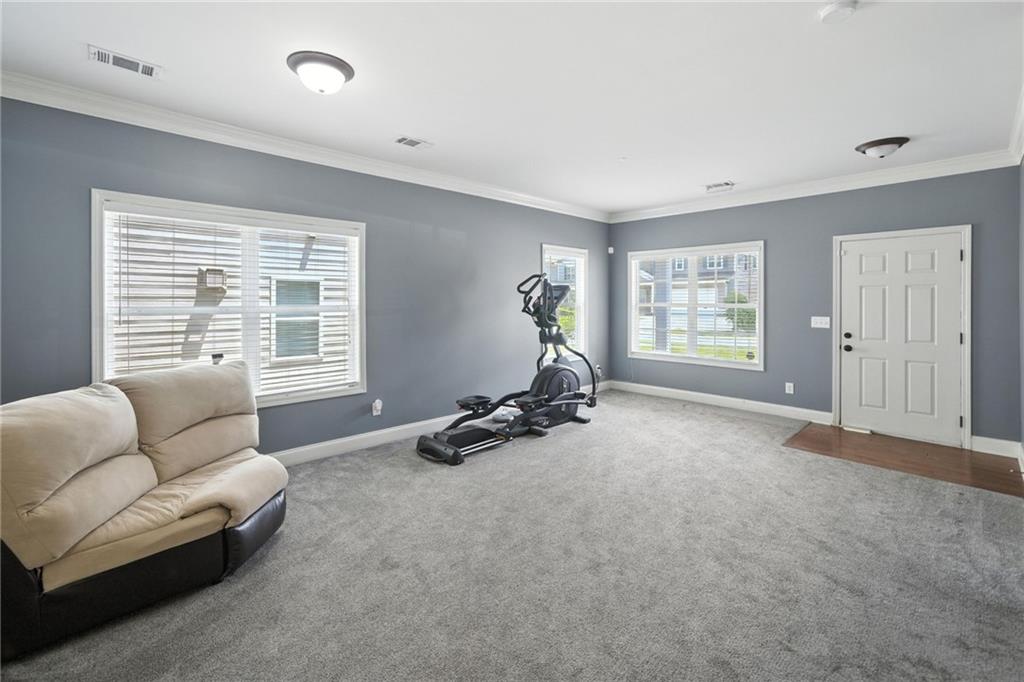 301 Parkmont Way