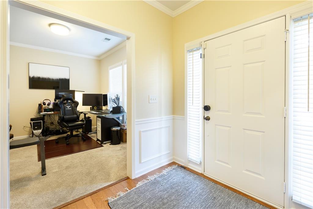 3316 Chastain Gardens Drive NW