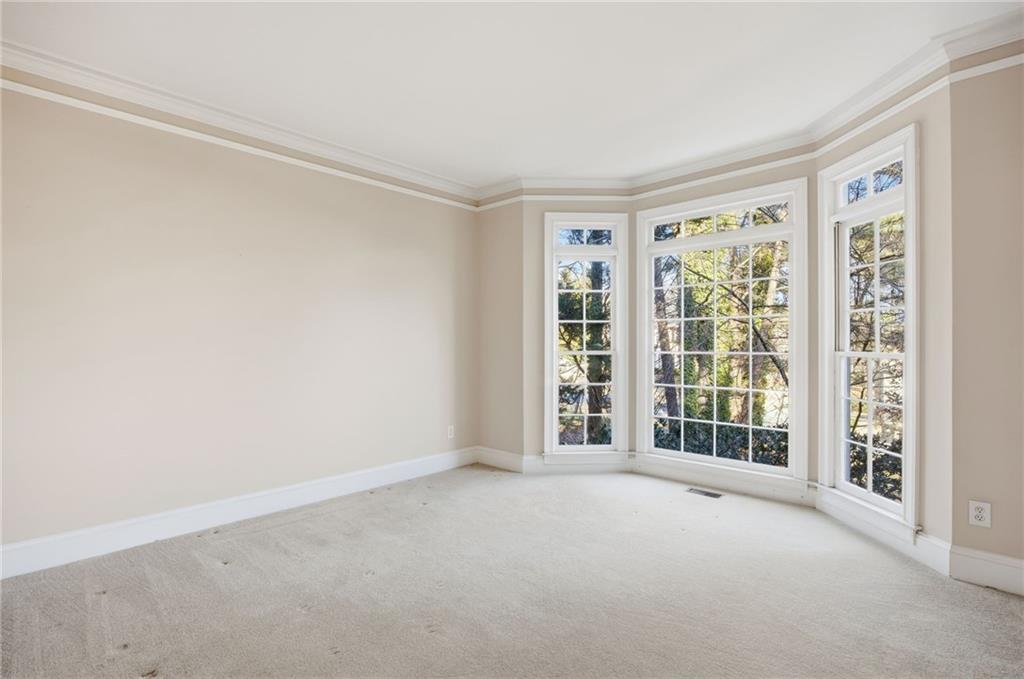 1701 Kenbrook Court NW