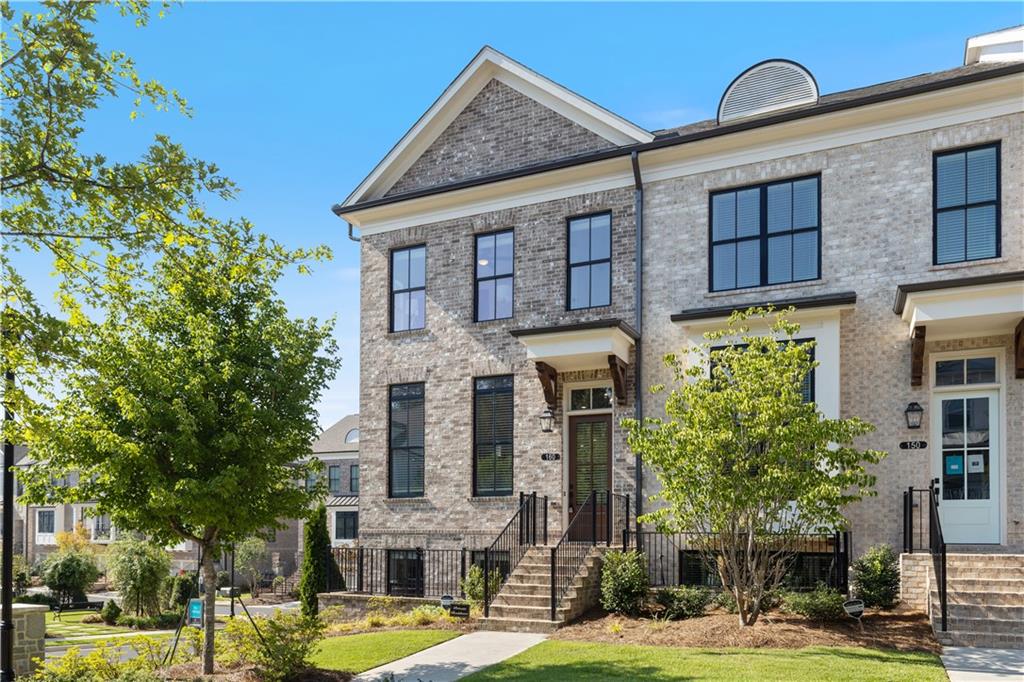 Towns on Thompson - Residential