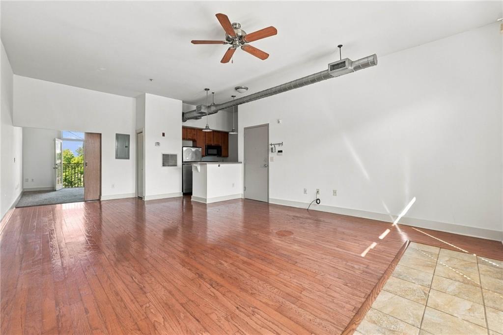 502 Pryor Street SW 302
