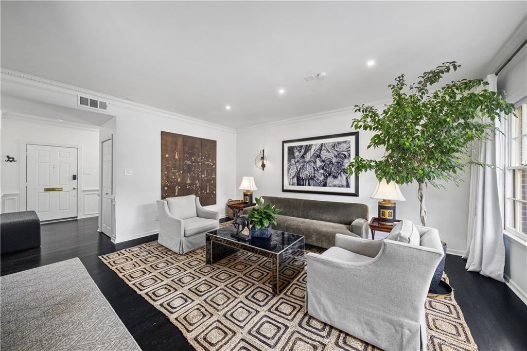 3050 Margaret Mitchell Drive NW 19