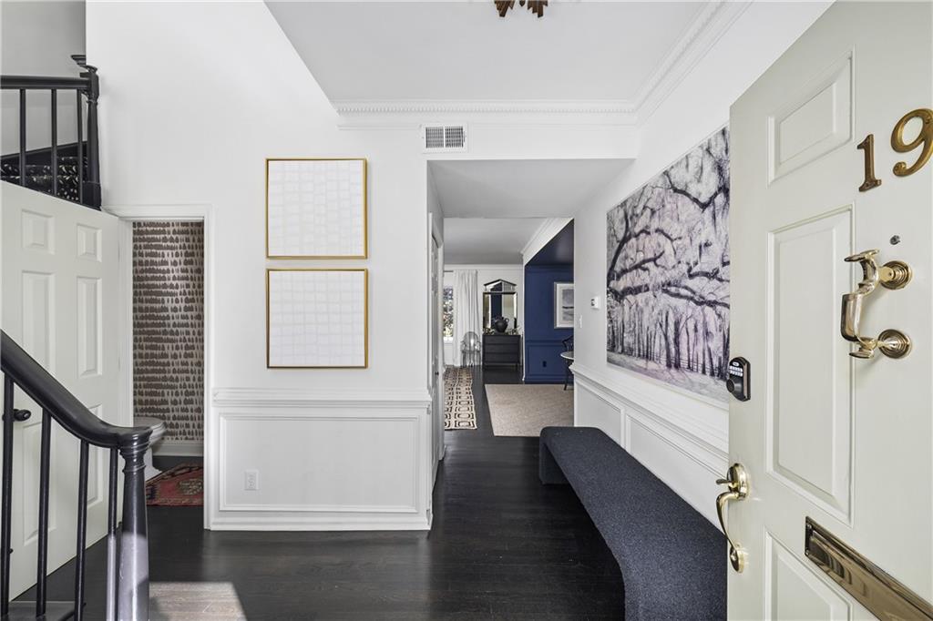 3050 Margaret Mitchell Drive NW 19