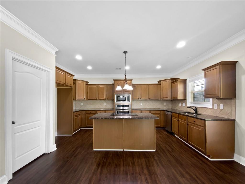 400 Icicle Court, Hampton, Georgia image 6