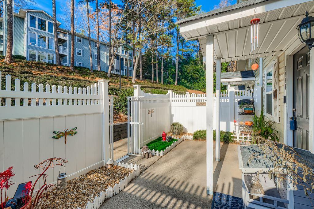 2744 St Augustine Trail SE