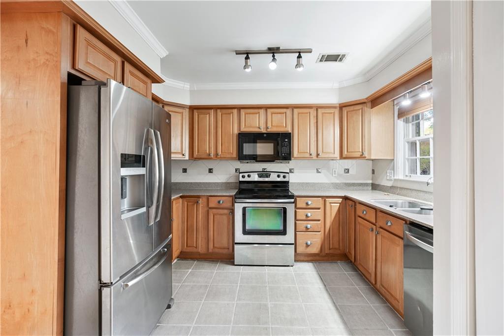 2404 Northlake Court, Atlanta, Georgia image 20