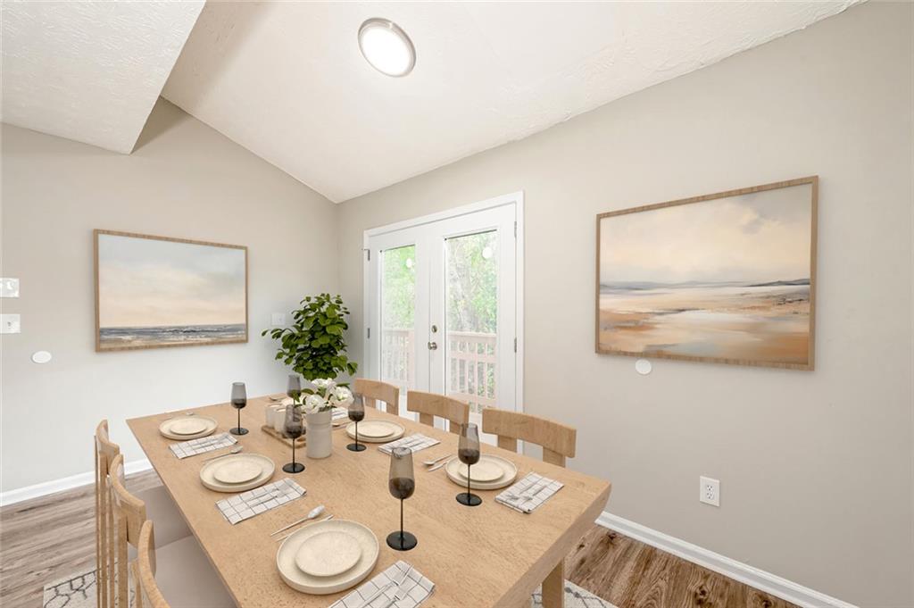 FOUR OAKS - Residential