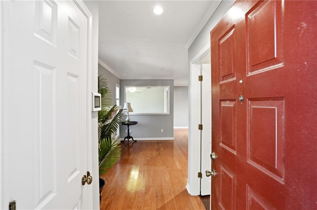 5081 Woodridge Way