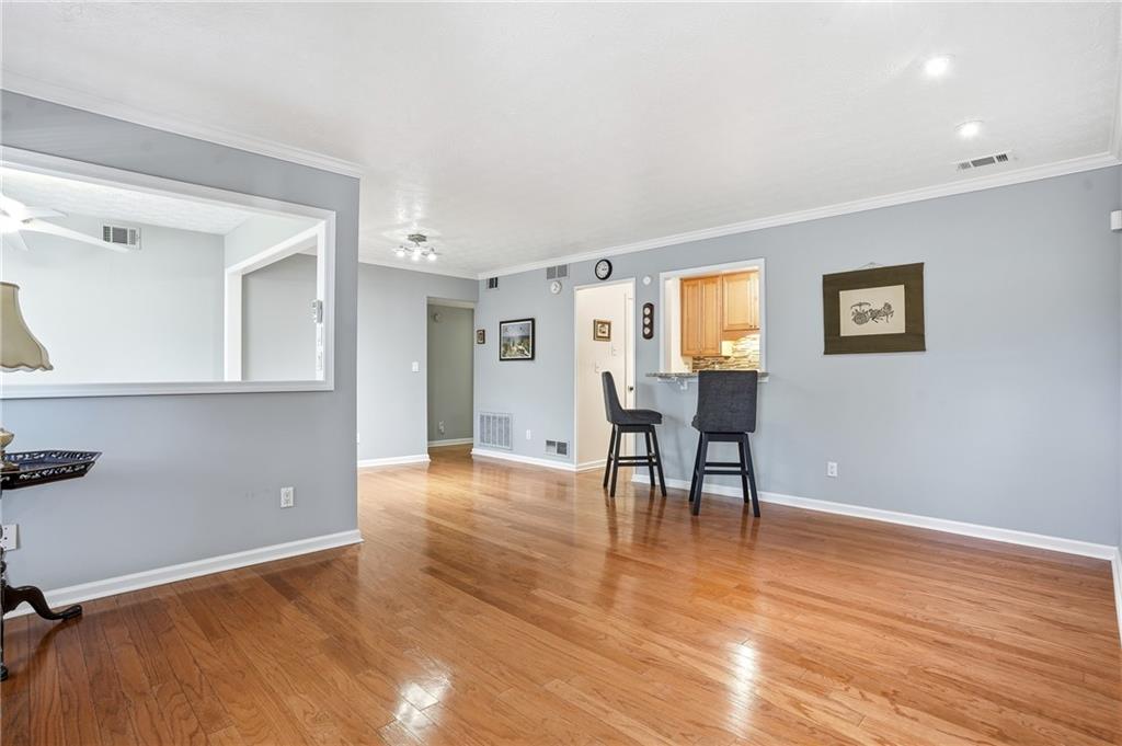 5081 Woodridge Way