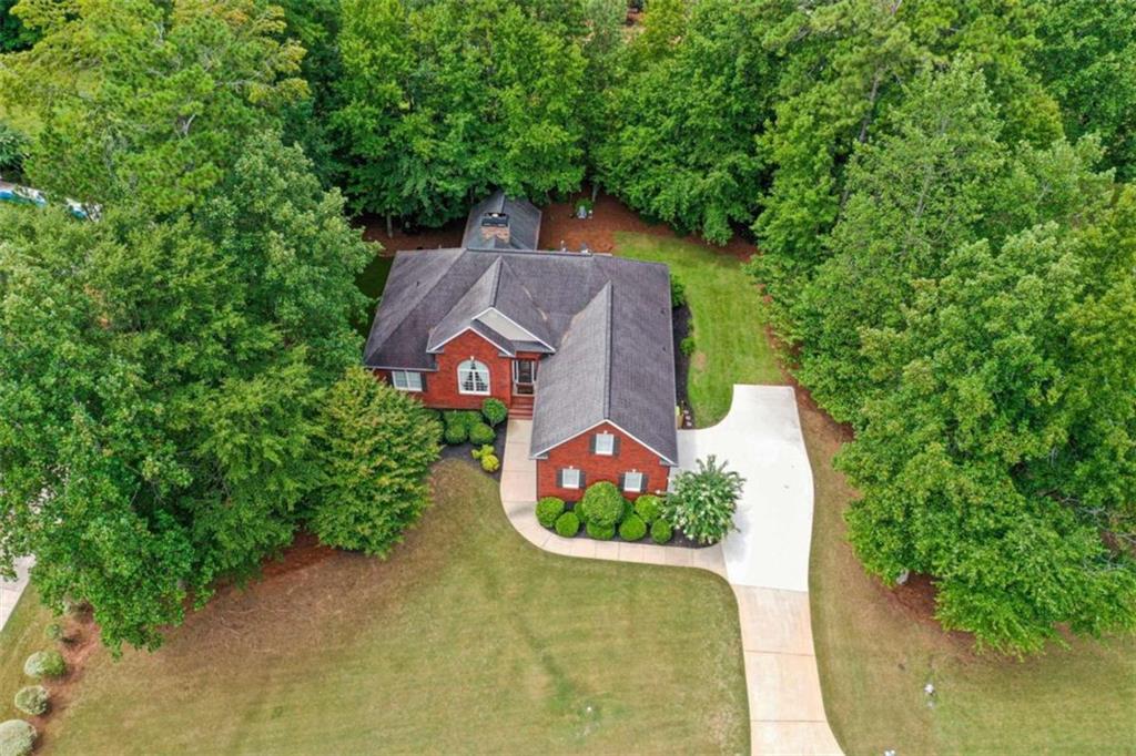 8280 Knollbrook Lane