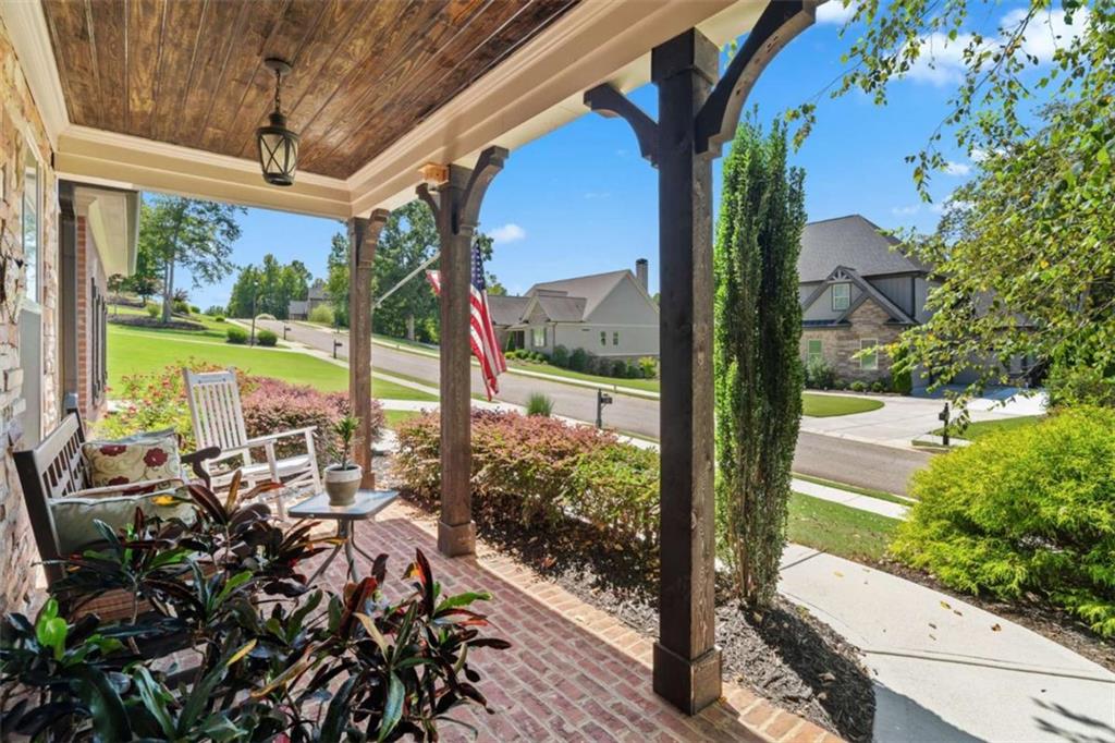 410 Meadow Lake Terrace