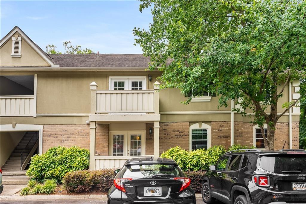 6900 Roswell Road Q26