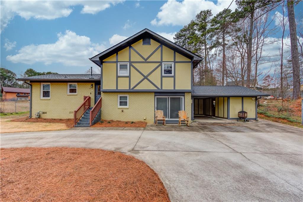 910 Timber Lake Drive