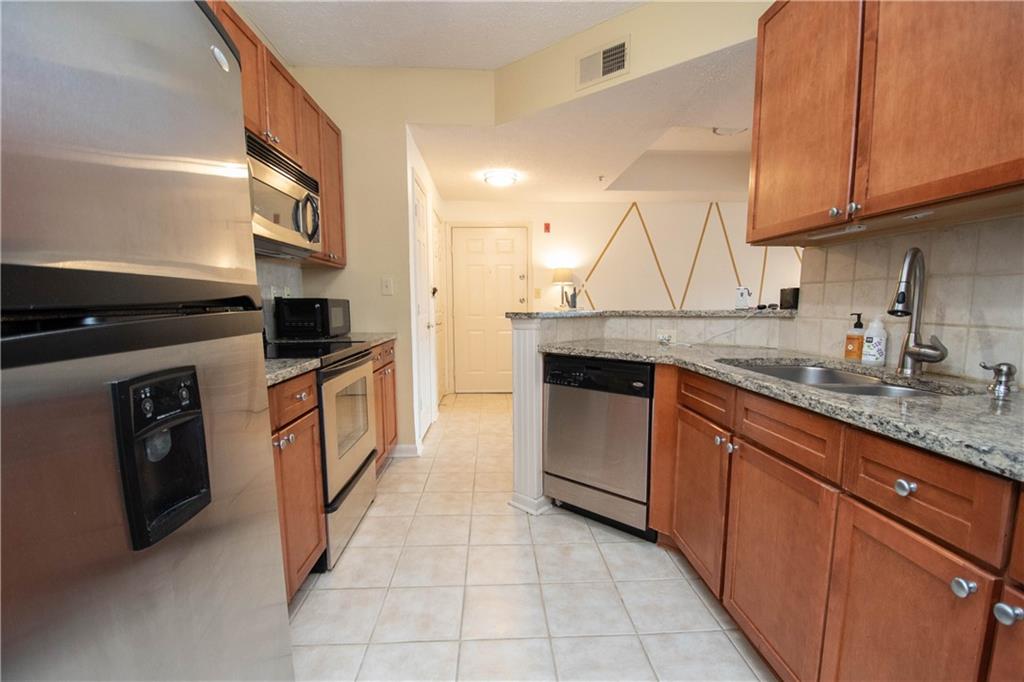 1250 Parkwood Circle #2312, Atlanta, Georgia image 3