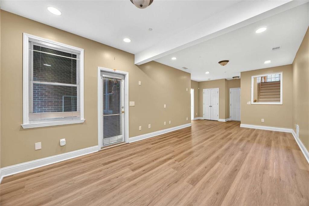 Creekside at Vinings - Residential Lease