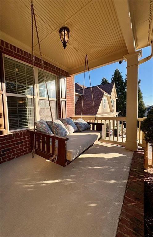 2390 Colchester Court