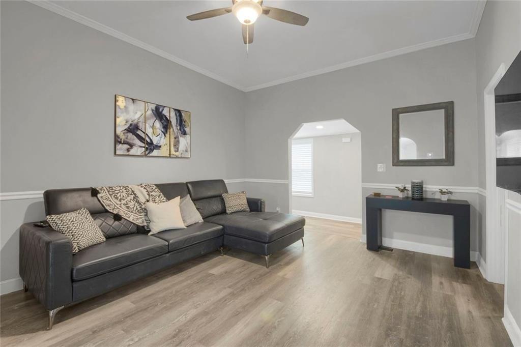 752 Cooper Street SW