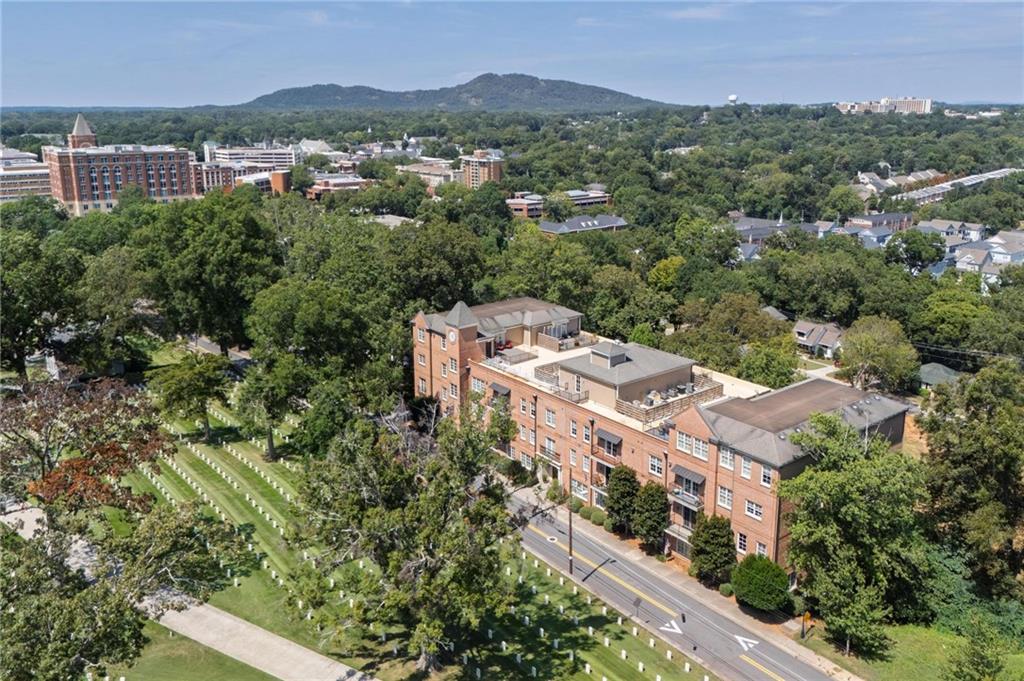 351 WASHINGTON Avenue NE 309