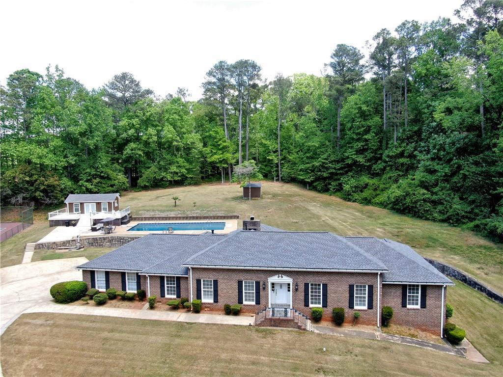 5025 Greentree Trail