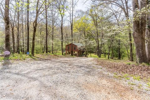 Homes For Sale - 597 Meadow Brook Lane<br/> Franklin County, Royston, GA 30662