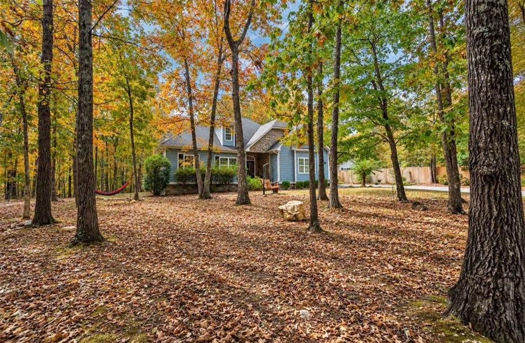 16 Fieldstone Drive