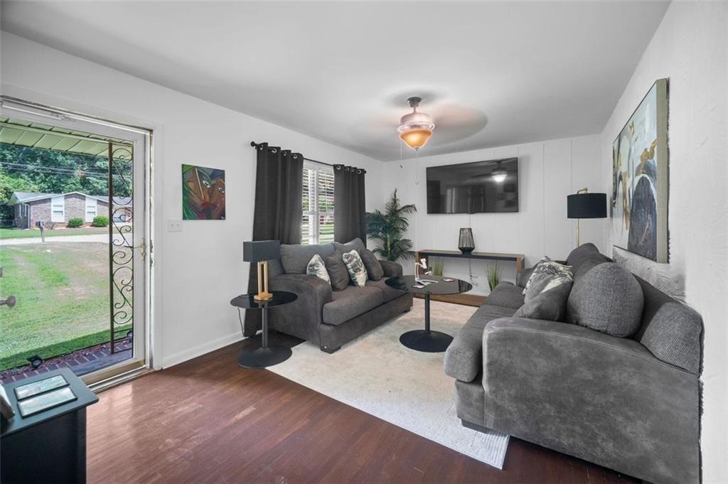 3464 NAVAHO Trail SE