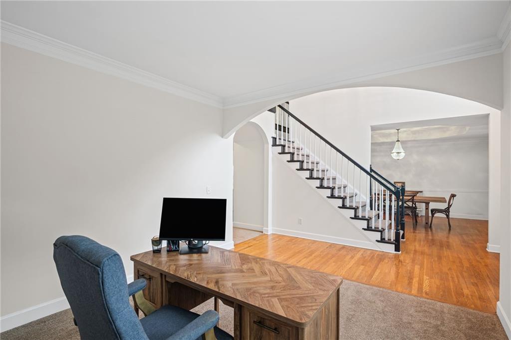 640 Windwalk Drive