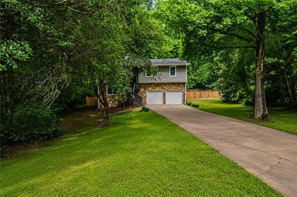 1172 Ridgeside Drive NW