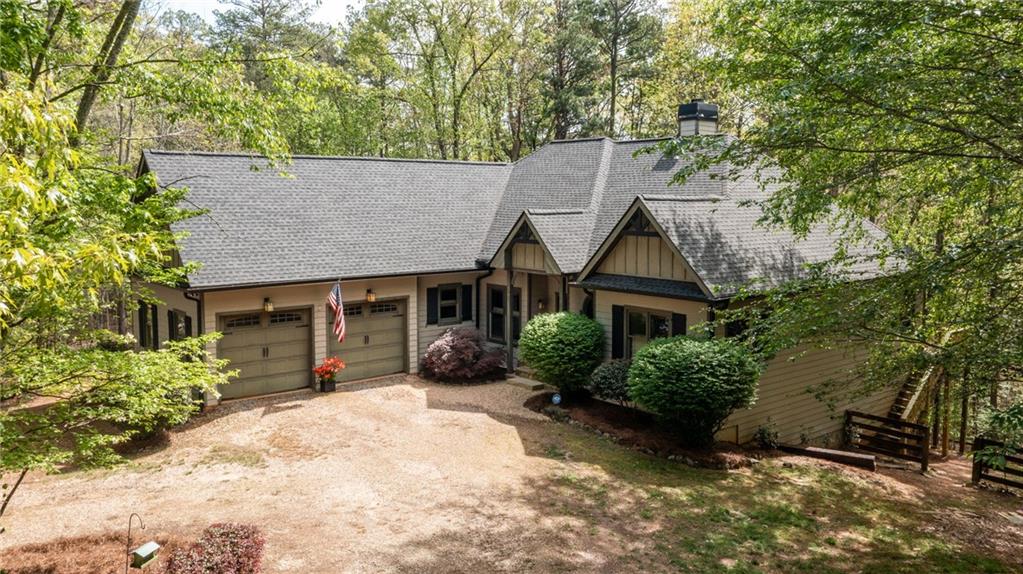 558 Deans Drive