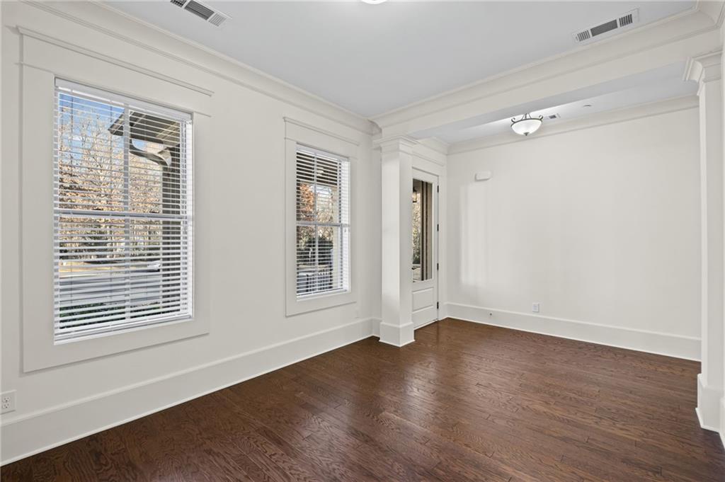 120 Walnut Circle SW