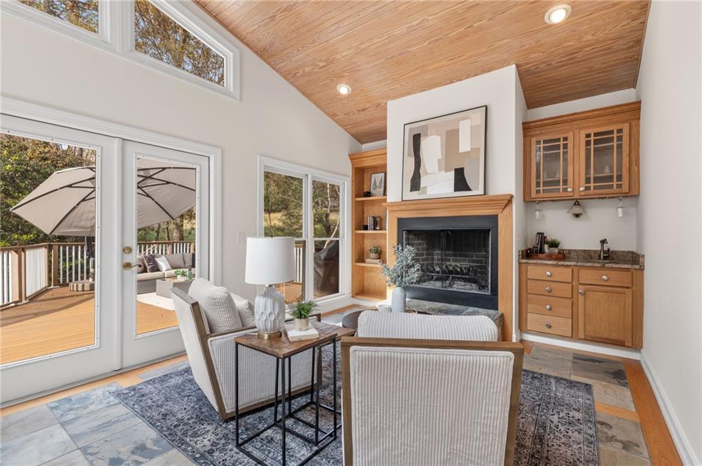 Acreage - Residential