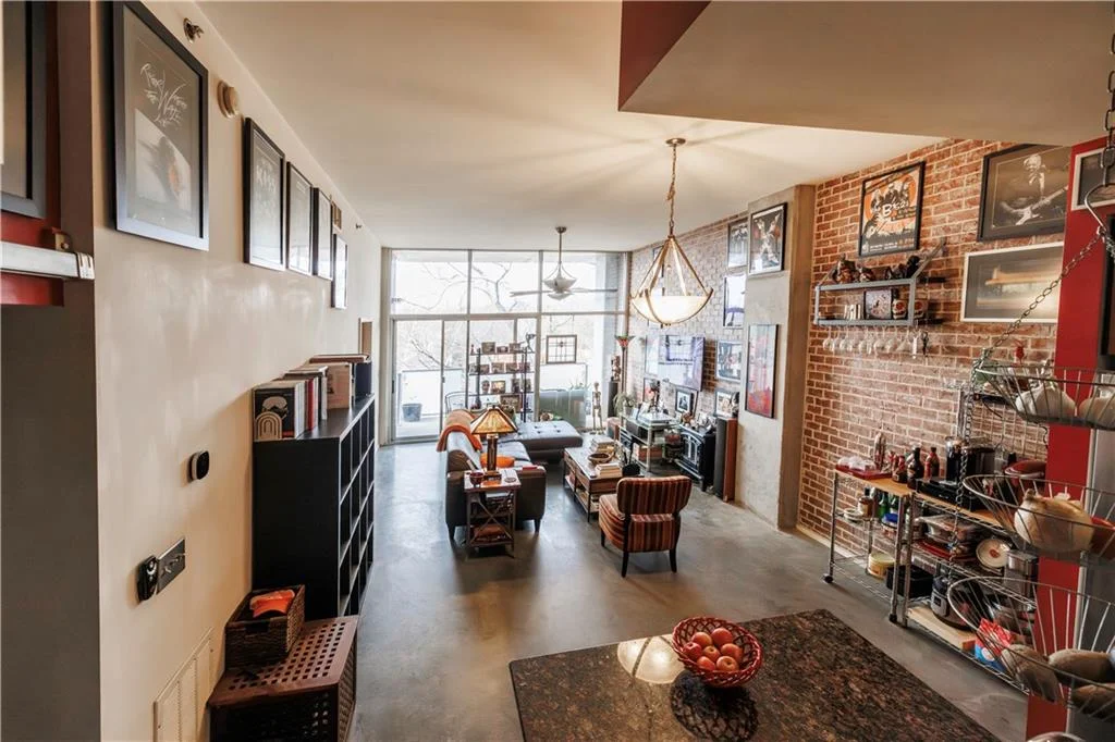 130 Arizona Avenue NE Unit 305