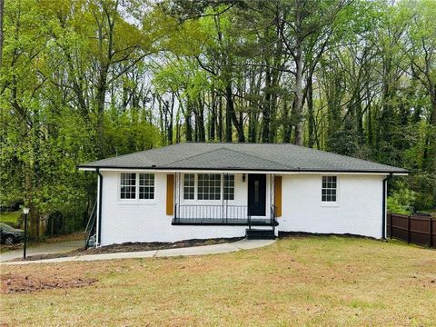 Homes For Sale - 2344 Hollyridge Dr Sw Dr<br/> Marietta, GA 30060