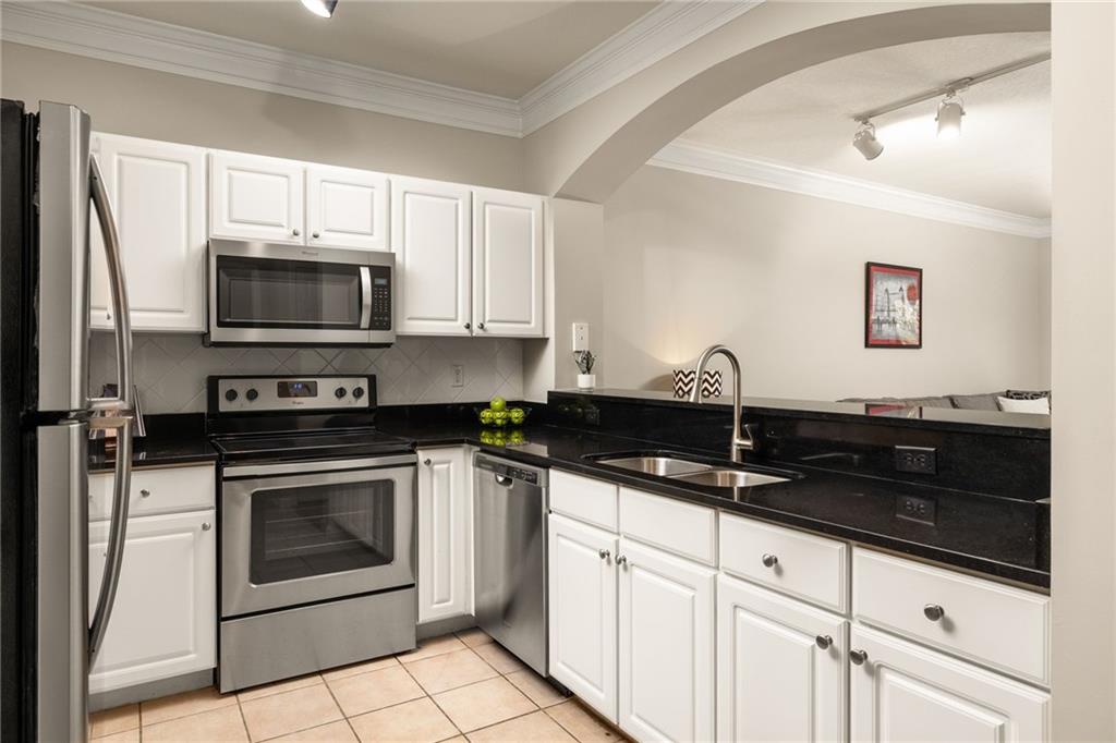 1225 Westchester Ridge, Atlanta, Georgia image 7