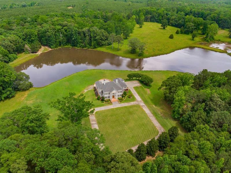 833 Hines Road