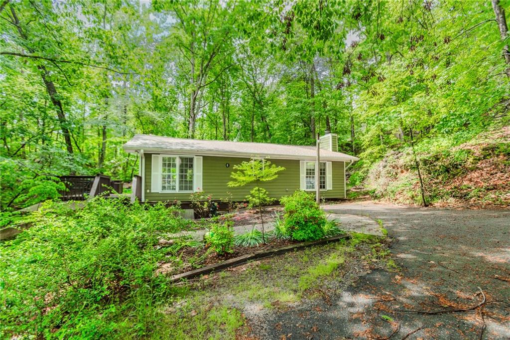 5820 Lake Harbor Trail