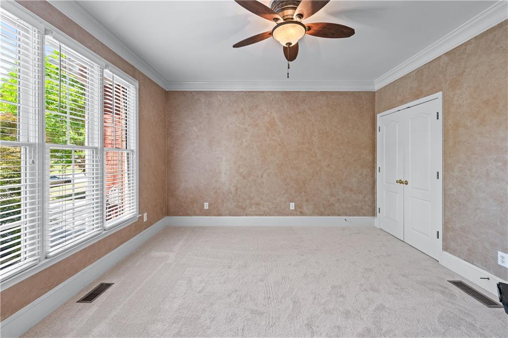 4035 Regal Oaks Drive, Suwanee, Georgia image 10