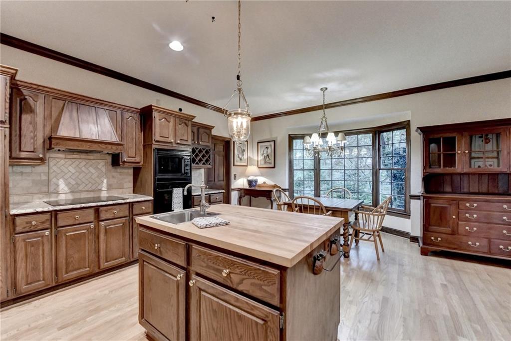 5884 Hammersmith Road, Stone Mountain, Georgia image 22