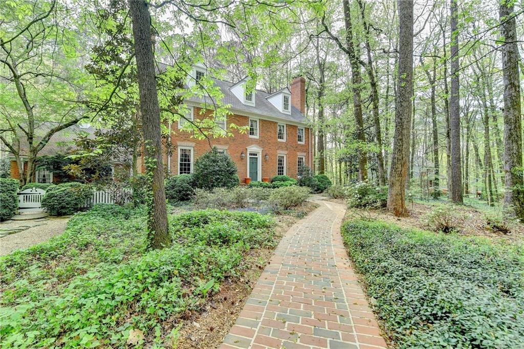 5884 Hammersmith Road, Stone Mountain, Georgia image 3