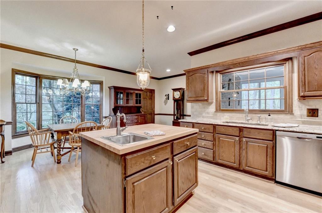 5884 Hammersmith Road, Stone Mountain, Georgia image 21