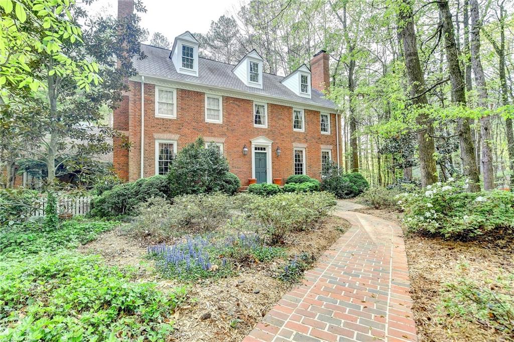 5884 Hammersmith Road, Stone Mountain, Georgia image 4