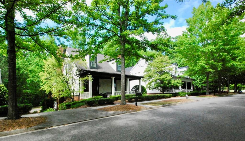 Crabapple Crossroads - Residential Lease