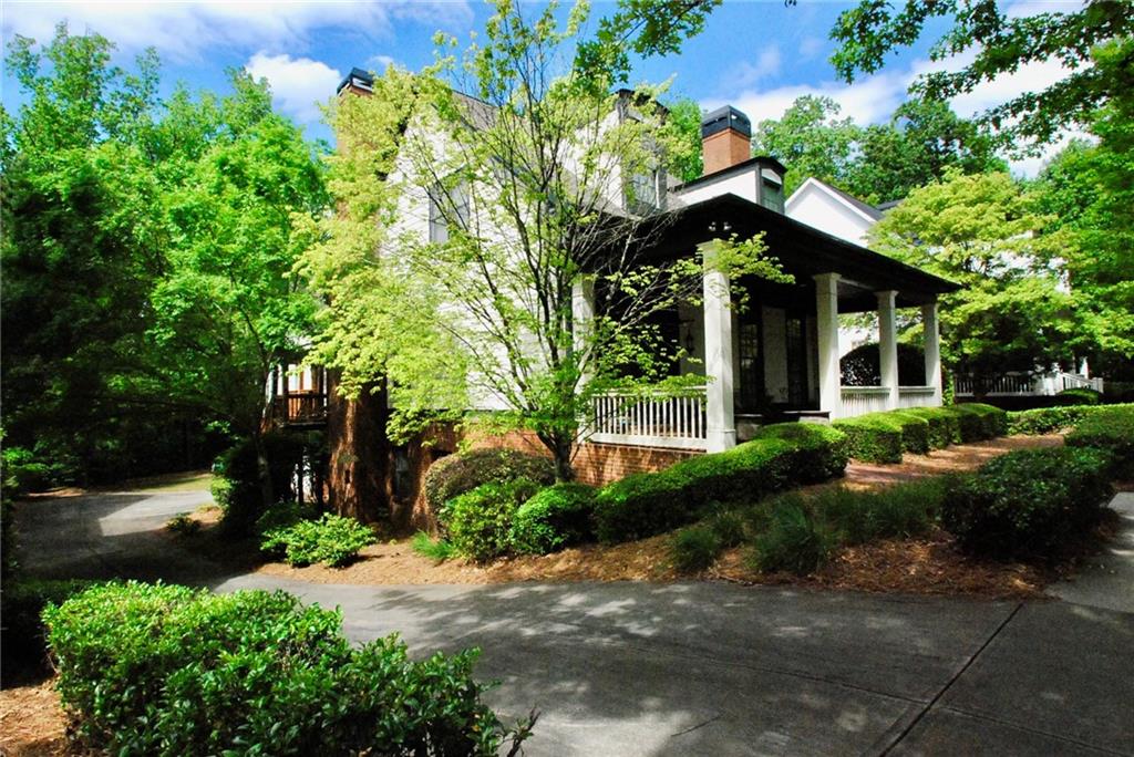 Crabapple Crossroads - Residential Lease