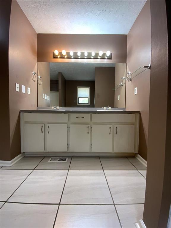 3872 Nowlin Road, Kennesaw, Georgia image 26
