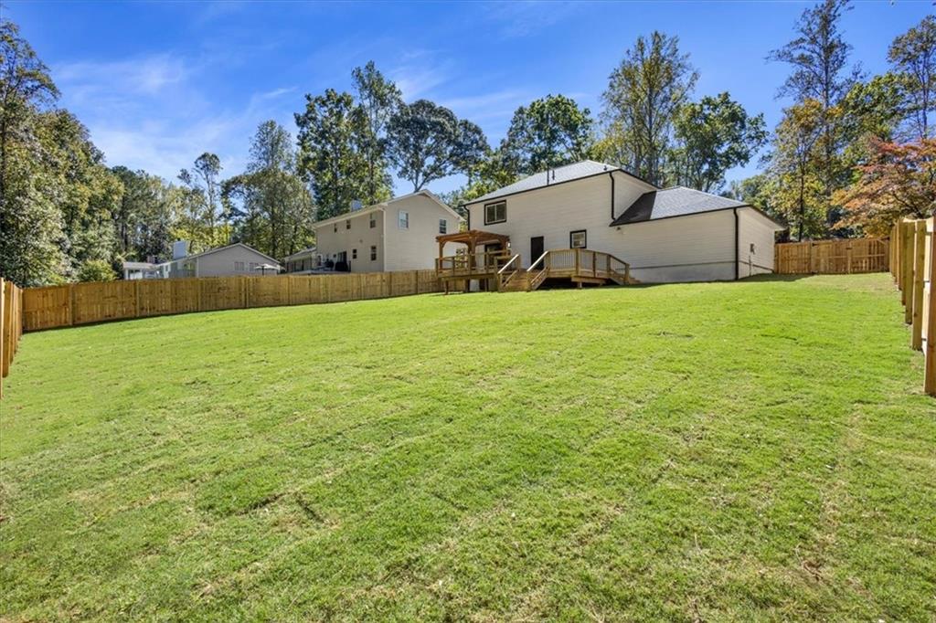 301 Larkspur