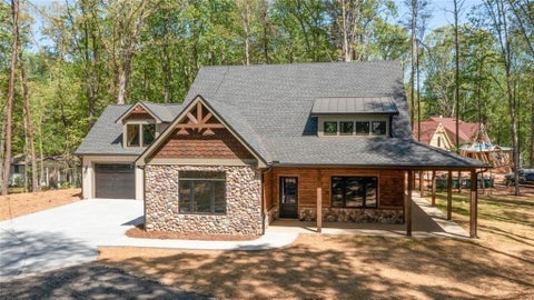 Homes For Sale - 35 Melody Lane<br/> Dawsonville, GA 30534