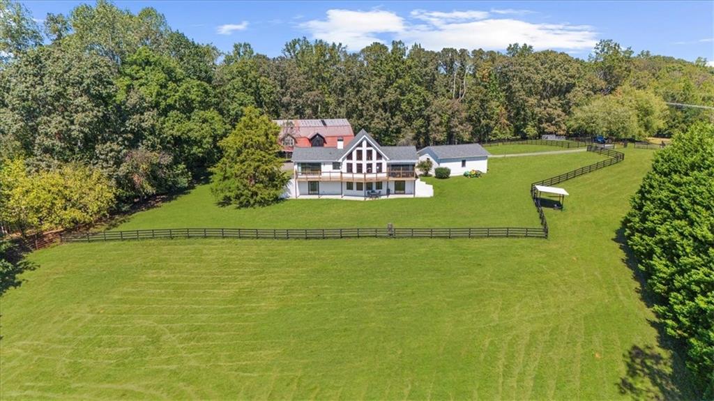Lake Lanier w/ Acreage + Dock - Residential